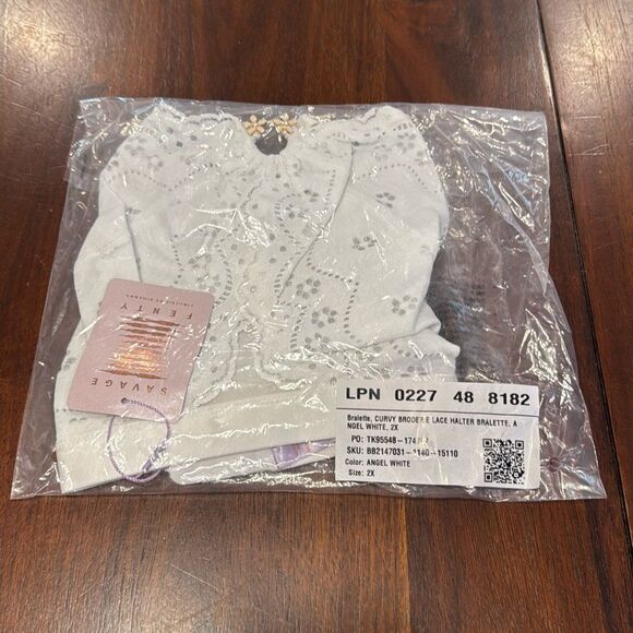 Savage X Fenty Angel White Embroidered Lace Halter Bralette Women’s 2X - Picture 4 of 13